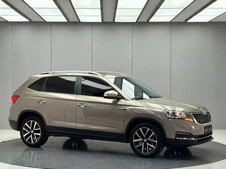 2023 Skoda Kamiq GT I (China Market), золотистый, 1467000 рублей, вид 3