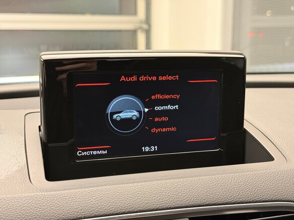2016 Audi Q3 I (8U) Рестайлинг, синий, 2090000 рублей - вид 24