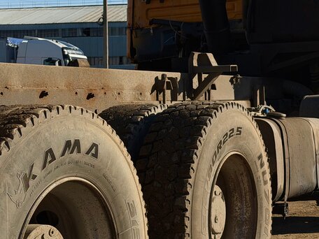 2011 Shacman (Shaanxi) F2000, жёлтый, 900000 рублей, вид 3