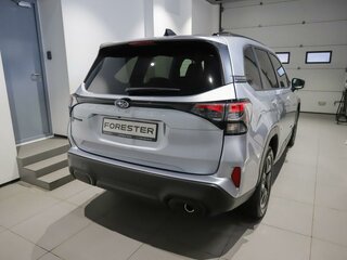 2026 Subaru Forester VI, серебристый, 8200000 рублей, вид 4