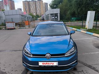 2021 Volkswagen Golf VII Рестайлинг, синий, 1900000 рублей, вид 1
