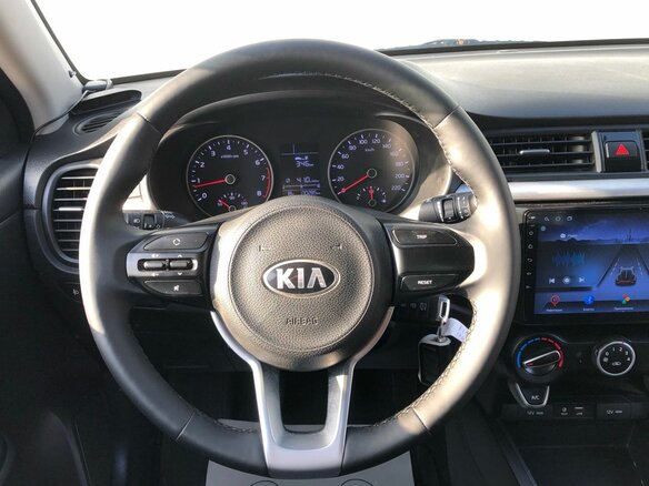 2019 Kia Rio IV, серебристый, 1320000 рублей - вид 10