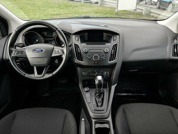 2018 Ford Focus III Рестайлинг, белый, 1210000 рублей - вид 11