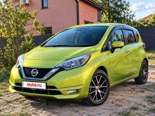 2017 Nissan Note e-Power II Рестайлинг, зелёный, 1350000 рублей, вид 1