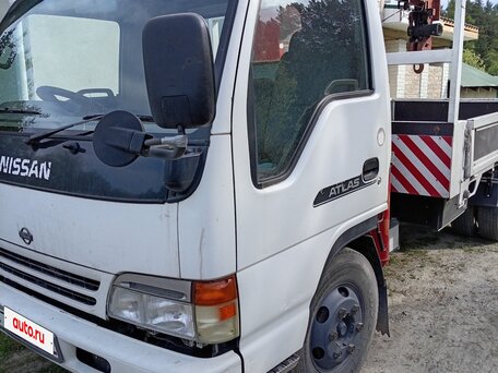 1995 Nissan Atlas, белый, 2600000 рублей, вид 2