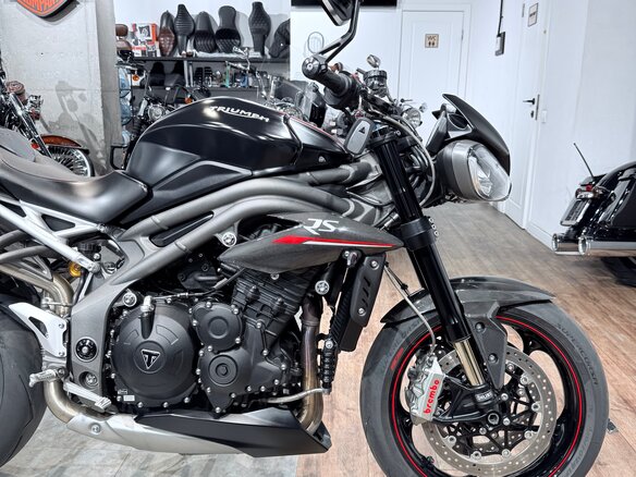 2018 Triumph Speed Triple, чёрный, 999000 рублей - вид 12