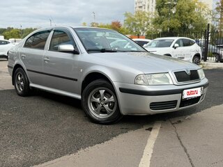 2005 Skoda Octavia I (A4) Рестайлинг, серебристый, 450000 рублей, вид 3