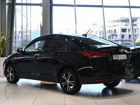 2020 Hyundai Solaris II Рестайлинг, чёрный, 1455000 рублей, вид 4