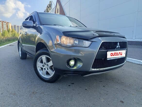 2010 Mitsubishi Outlander II Рестайлинг, серый