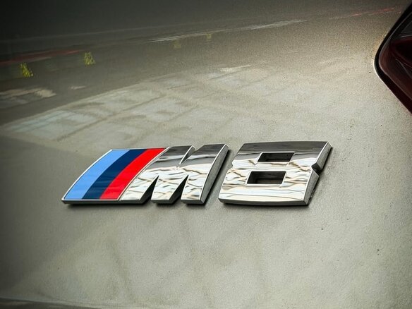 2020 BMW M8 I (F91/F92/F93), серебристый, 12500000 рублей - вид 7