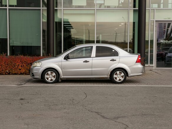 2008 Chevrolet Aveo I Рестайлинг, серебристый, 300000 рублей - вид 6