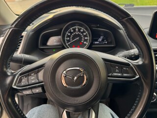 2016 Mazda 3 III (BM) Рестайлинг, белый, 1490000 рублей, вид 3