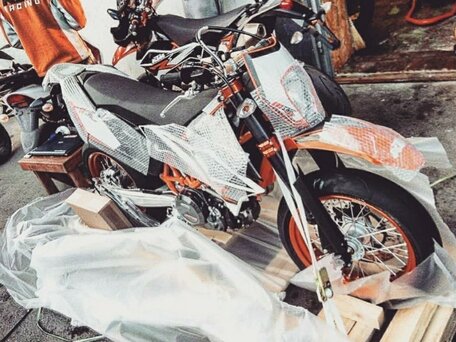 2013 KTM 690 SMC R, оранжевый, 710000 рублей, вид 3