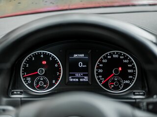 2014 Volkswagen Tiguan I Рестайлинг, красный, 960000 рублей, вид 5