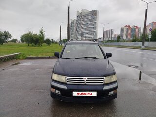 2000 Mitsubishi Space Wagon III, синий, 338000 рублей, вид 2