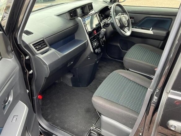 2022 Toyota Roomy I Рестайлинг, чёрный, 900000 рублей - вид 5