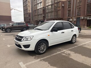 2015 Lada (ВАЗ) Granta I, белый, 380000 рублей, вид 1