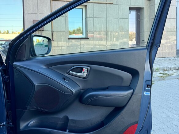 2010 Hyundai ix35 I, синий, 1320000 рублей - вид 33