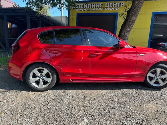 2008 BMW 1 серии 116i I (E81/E82/E87/E88) Рестайлинг, красный, 570000 рублей - вид 6