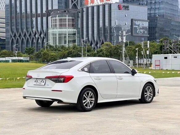 2022 Honda Civic XI, белый, 1720000 рублей - вид 4