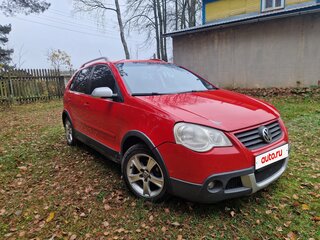 2008 Volkswagen Polo Cross IV Рестайлинг, красный, 400000 рублей, вид 3