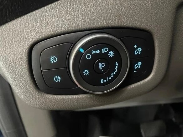 2023 Ford Transit Connect SWB II Рестайлинг, синий, 2760000 рублей - вид 14