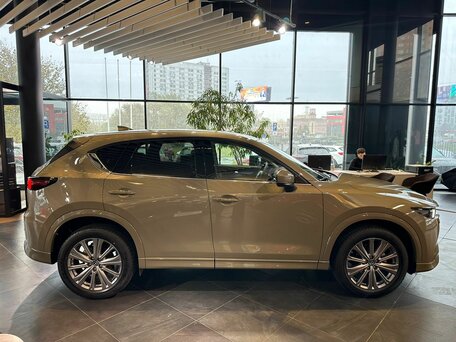 2025 Mazda CX-5 II Рестайлинг, зелёный, 5800000 рублей, вид 3