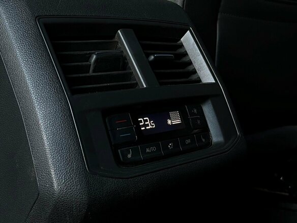 2021 Volkswagen Teramont I Рестайлинг, серый, 3812200 рублей - вид 12