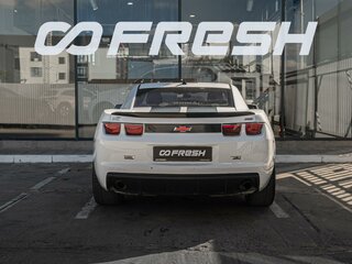 2013 Chevrolet Camaro V, белый, 2199000 рублей, вид 4