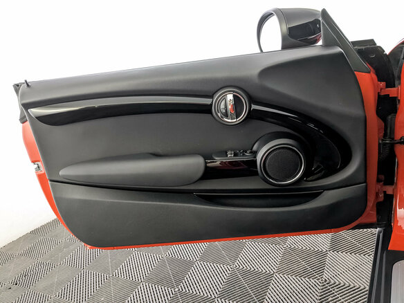 2020 Mini Hatch Cooper III (F55/F56) Рестайлинг, оранжевый, 2330000 рублей - вид 18