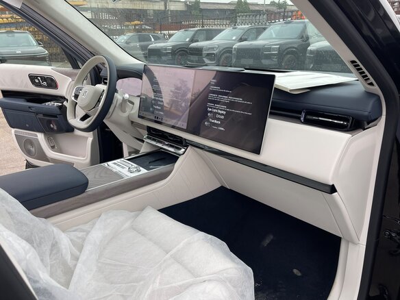 2026 Zeekr 9X 70 kWh, чёрный, 11550000 рублей - вид 4