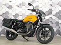 2016 Moto Guzzi V 7, жёлтый, 555000 рублей