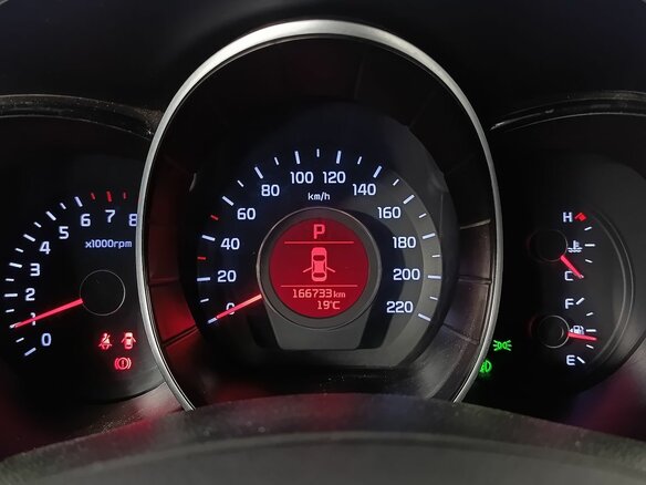 2015 Kia Rio 6-speed III, белый - вид 11