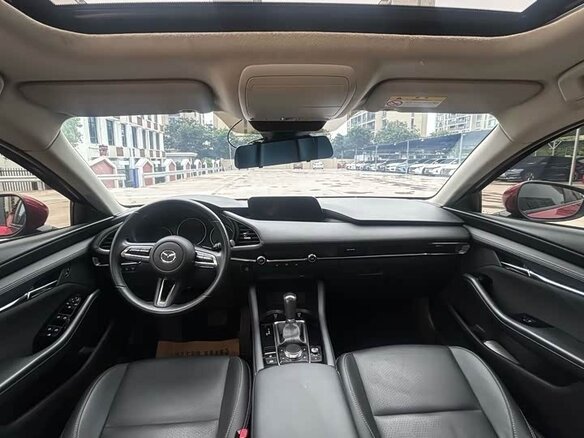 2023 Mazda 3 Axela IV (BP), пурпурный, 1650000 рублей - вид 10