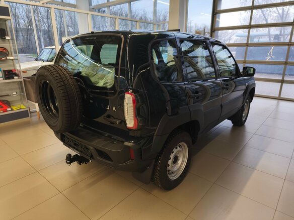 2026 Lada (ВАЗ) Niva Travel I Рестайлинг, зелёный - вид 9