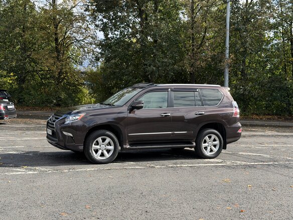 2018 Lexus GX 460 II Рестайлинг, коричневый, 6750000 рублей - вид 6