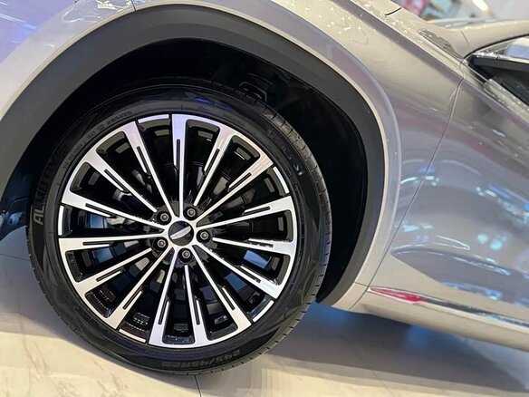 2025 Geely Monjaro I Рестайлинг, серый, 3594000 рублей - вид 23