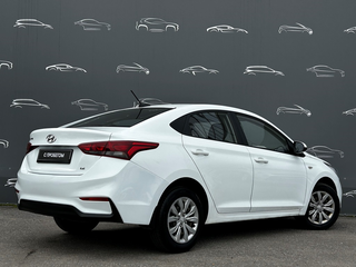 2019 Hyundai Solaris II, белый, 1277700 рублей, вид 2