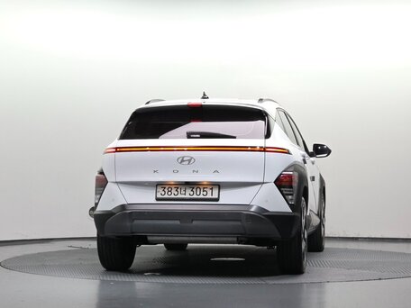 2023 Hyundai Kona II (SX2), белый, 2456000 рублей, вид 4