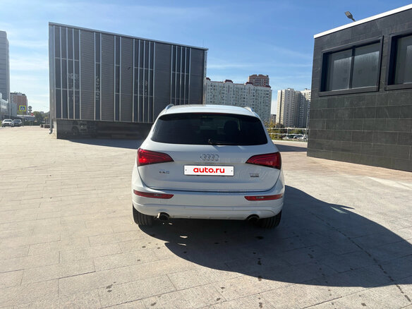 2016 Audi Q5 I (8R) Рестайлинг, белый, 2330000 рублей - вид 5