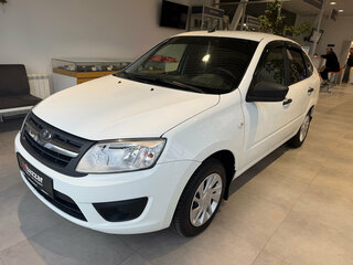 2018 Lada (ВАЗ) Granta I, белый, 480000 рублей, вид 1