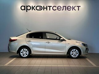 2019 Kia Rio IV, бежевый, 1521000 рублей, вид 5