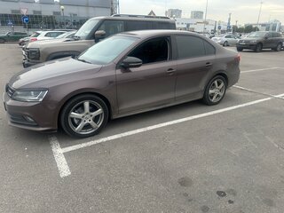 2015 Volkswagen Jetta VI Рестайлинг, коричневый, 1050000 рублей, вид 5