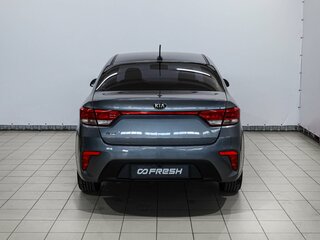 2020 Kia Rio IV, серый, 1529000 рублей, вид 4