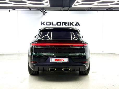 2026 Porsche Cayenne Turbo GT Coupé III Рестайлинг, зелёный, 37000000 рублей, вид 5