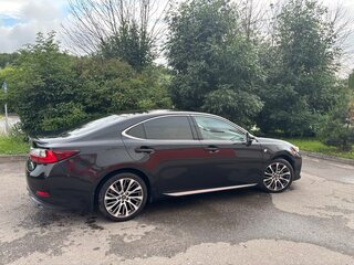 2016 Lexus ES 250 VI Рестайлинг, чёрный, 3150000 рублей, вид 3