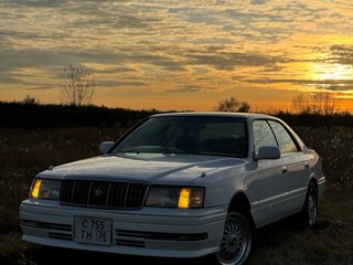 1996 Toyota Crown X (S150), белый, 650000 рублей, вид 2