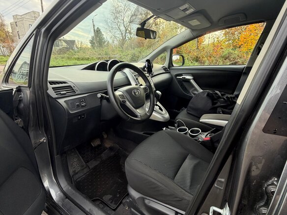 2012 Toyota Verso I, серый, 850000 рублей - вид 8