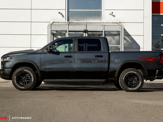 2025 Ram 1500 Crew Cab V Рестайлинг, синий, 10390000 рублей, вид 4