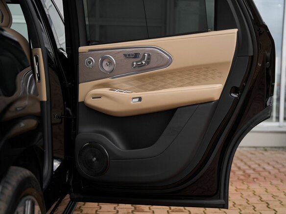 2026 Zeekr 8X 70 kWh, чёрный, 11999900 рублей - вид 12